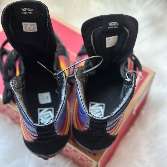 NWT • Vans • SK8 HI Reissue • Black + Rainbow • Size Women’s 7.5 - Picture 12 of 16